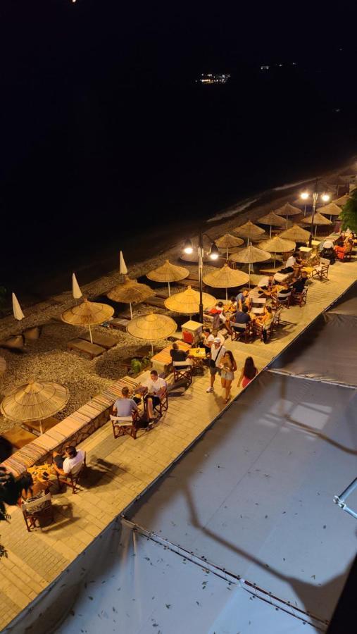 Sunset Boulevard Hotel เคพาโร ภายนอก รูปภาพ